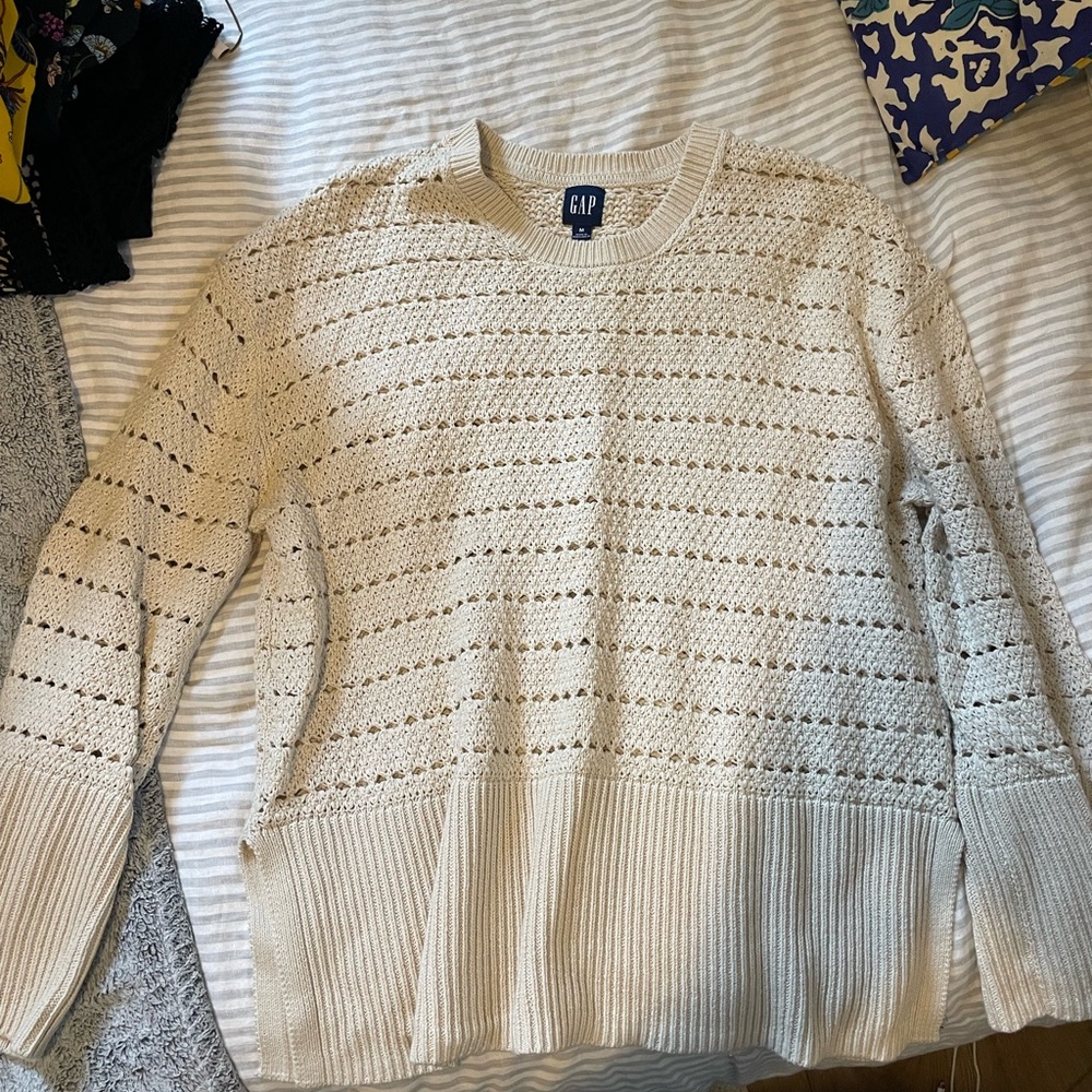 GAP Women's Textured Cream Sweater